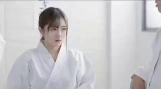 JUFE-419 色白むっちり美巨乳ボディの女教師は性欲剥き出しチ○ポ中毒！ 佐山愛